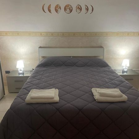 La Dependance Apartment Barletta Bagian luar foto