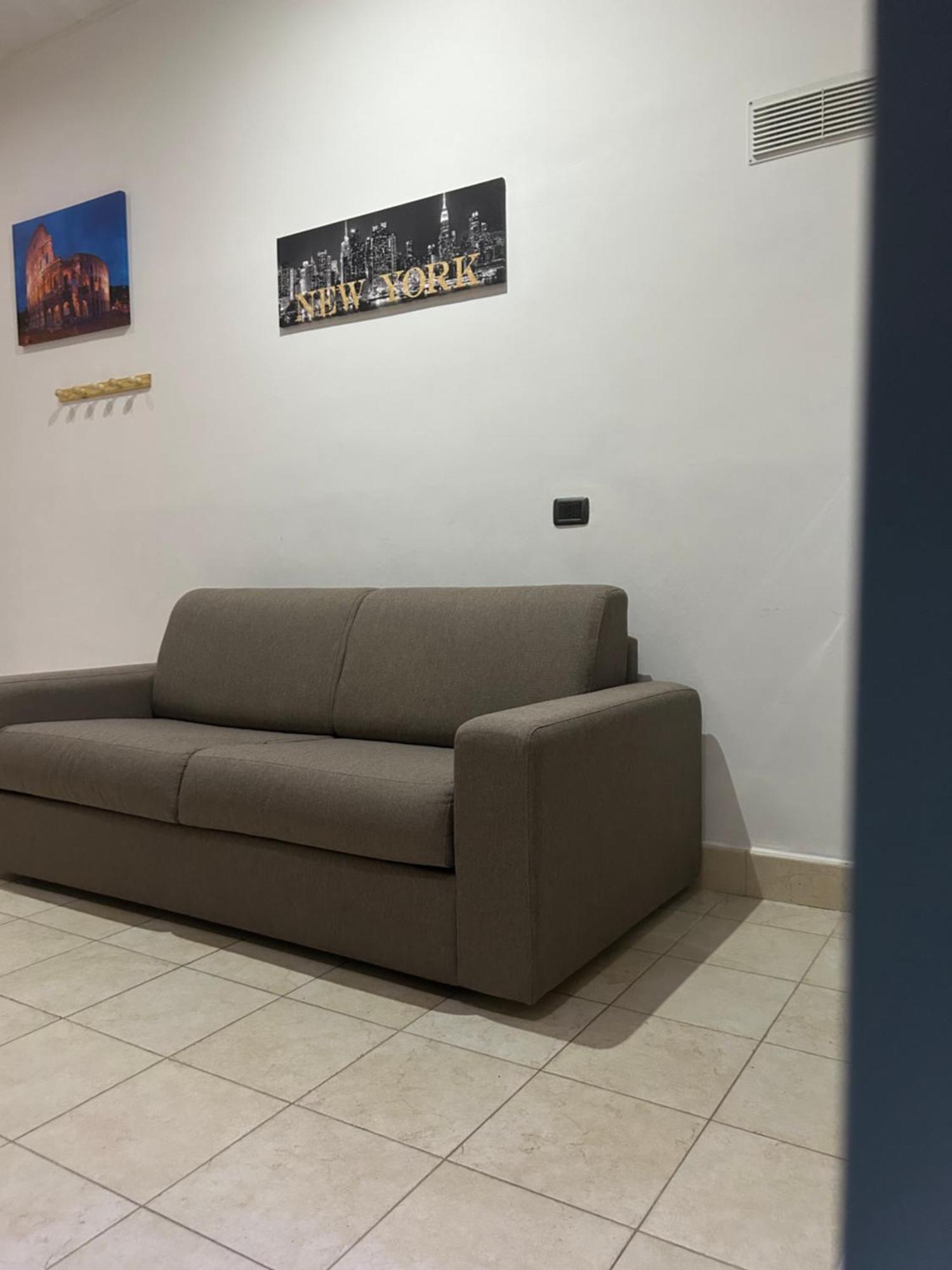 La Dependance Apartment Barletta Bagian luar foto