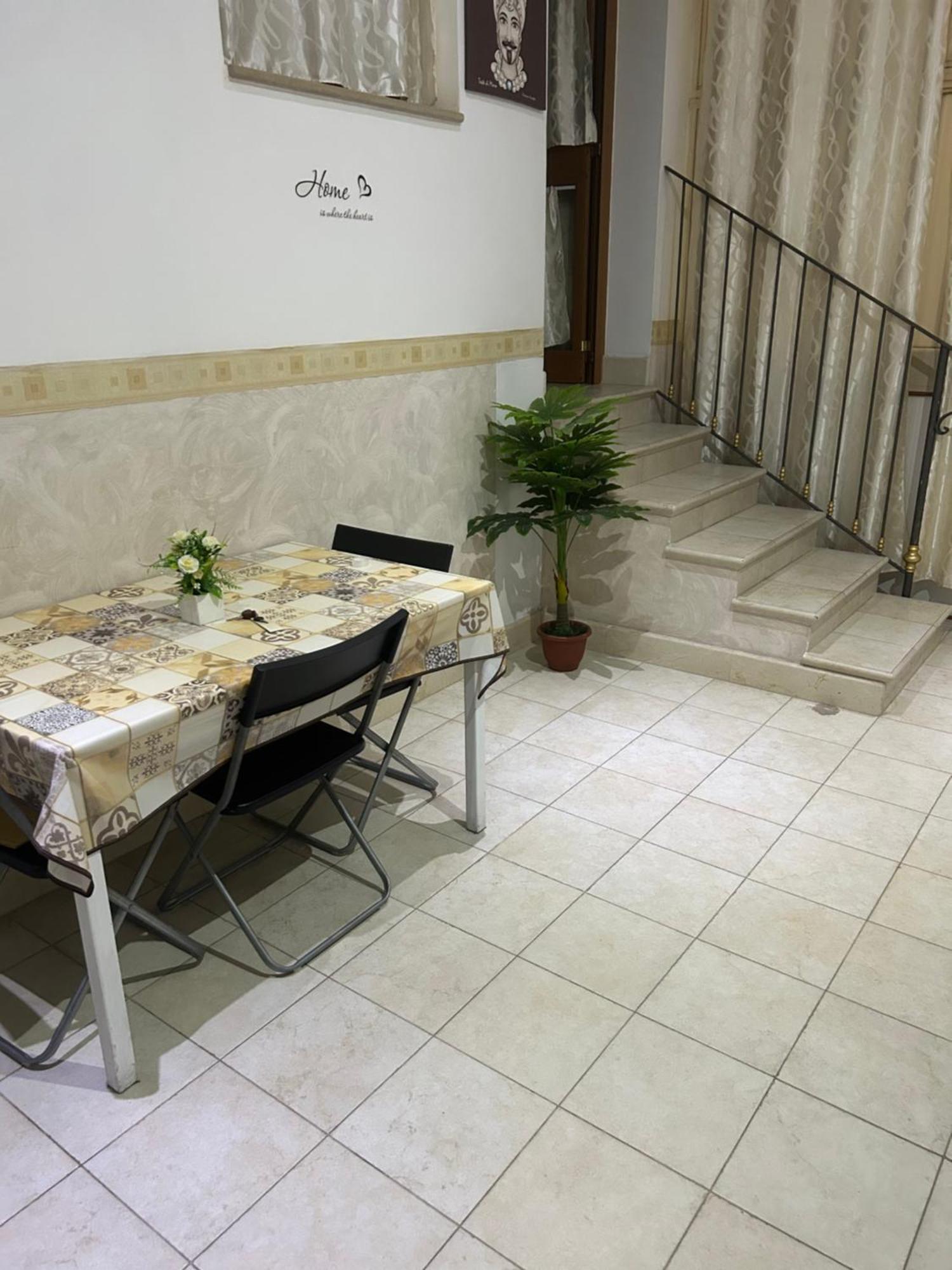 La Dependance Apartment Barletta Bagian luar foto